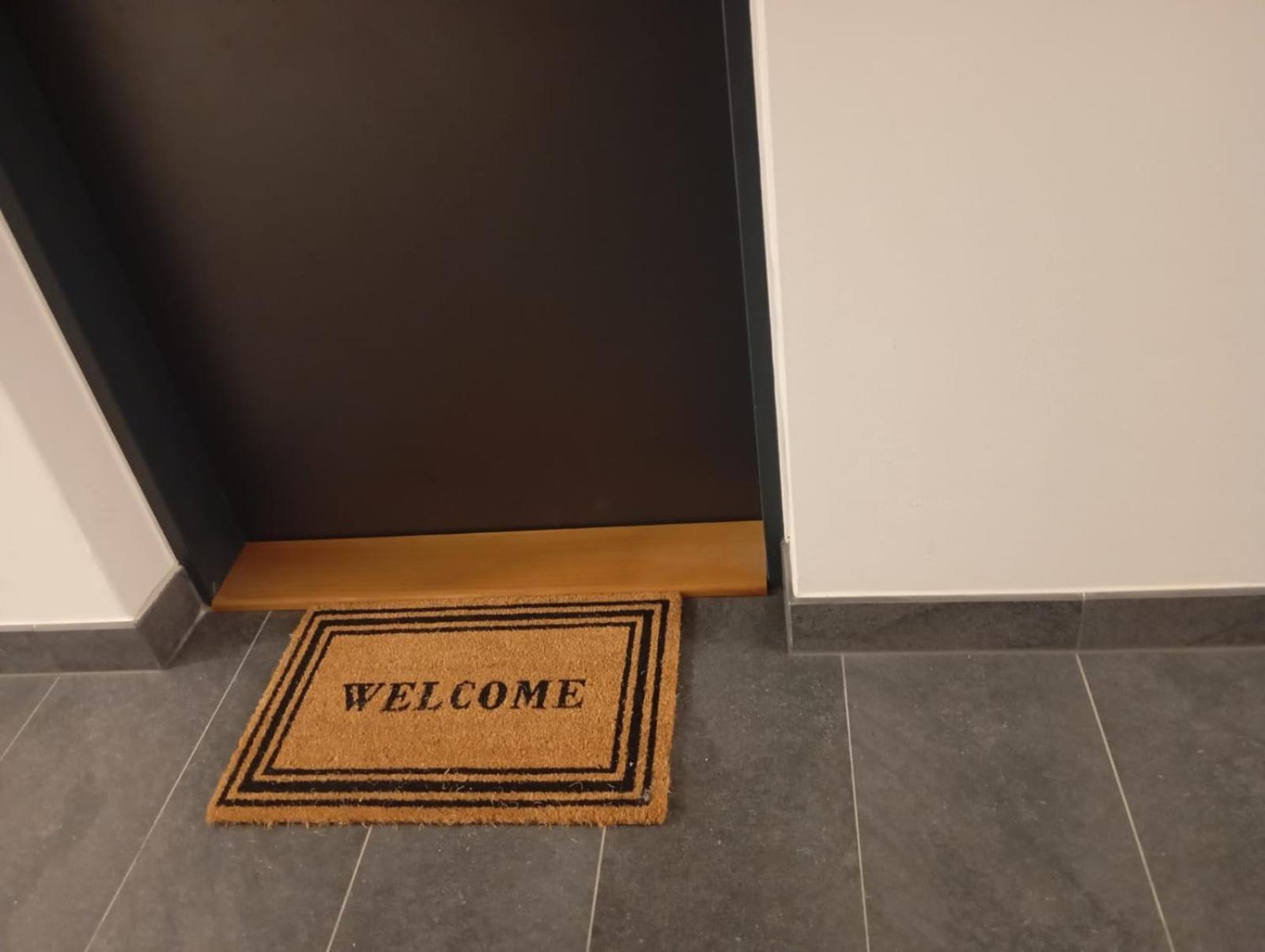 Novy Apartman S Terasou 布尔诺 外观 照片