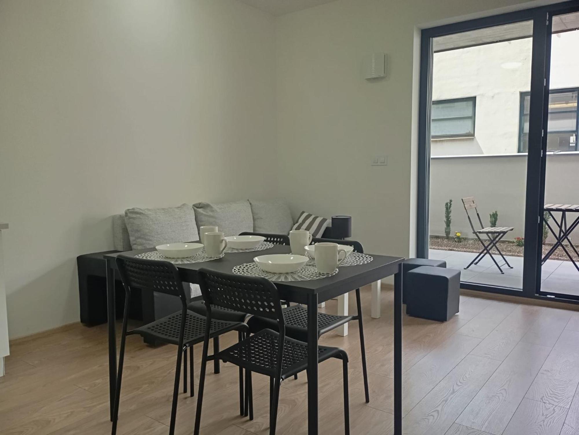 Novy Apartman S Terasou 布尔诺 外观 照片
